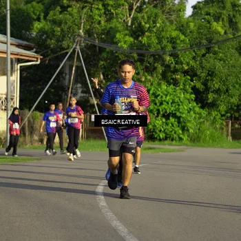 Runner Photo 8030066