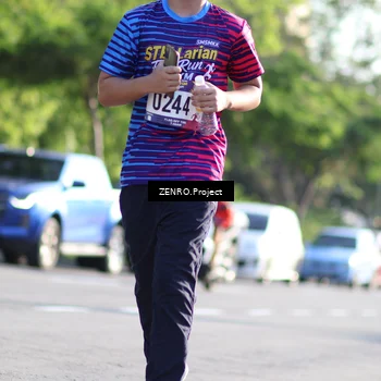 Runner Photo 8030070