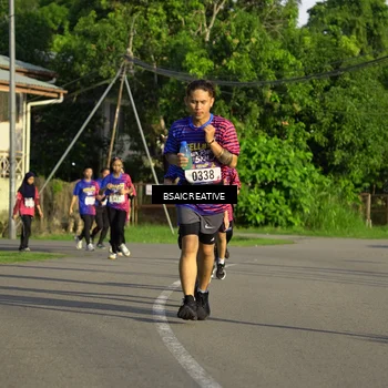 Runner Photo 8030075