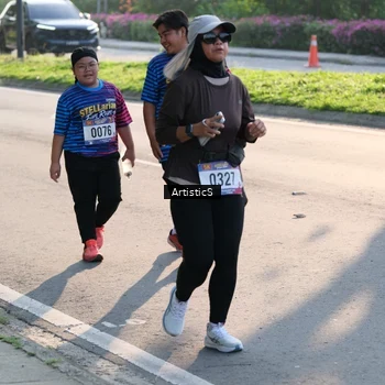 Runner Photo 8030096