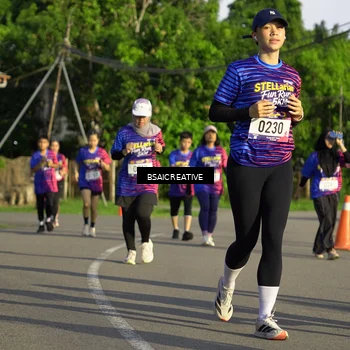 Runner Photo 8030210