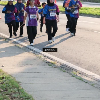 Runner Photo 8030281