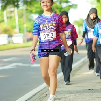 Runner Photo 8030307