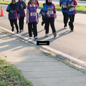 Runner Photo 8030315