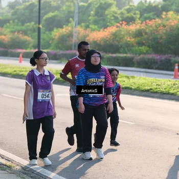 Runner Photo 8030321
