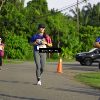 Runner Photo 8030334