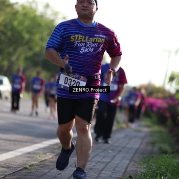 Runner Photo 8030339