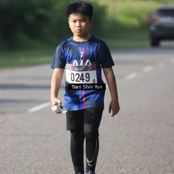 Runner Photo 8030391