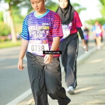 Runner Photo 8030413