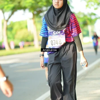 Runner Photo 8030419