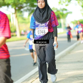 Runner Photo 8030423