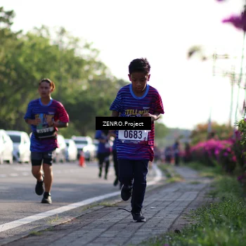 Runner Photo 8030445