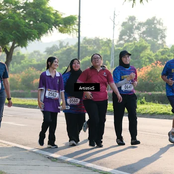 Runner Photo 8030503