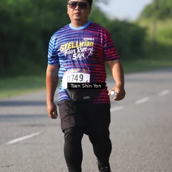 Runner Photo 8030504