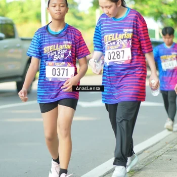 Runner Photo 8030557