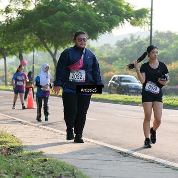 Runner Photo 8030574