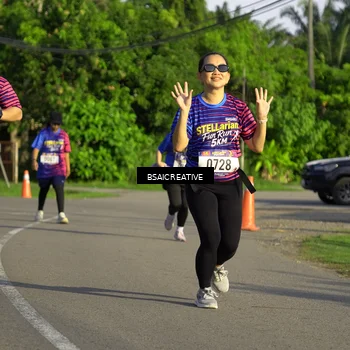 Runner Photo 8030592