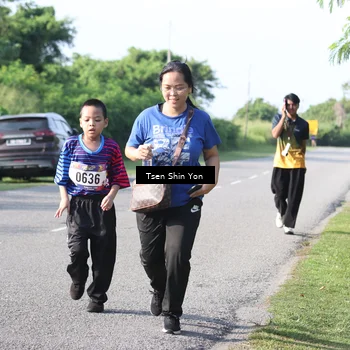 Runner Photo 8030596