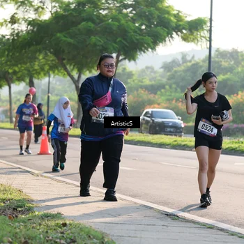 Runner Photo 8030603