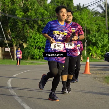 Runner Photo 8030616