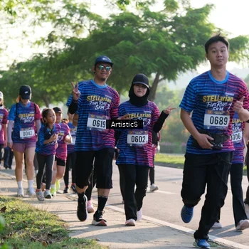 Runner Photo 8030635