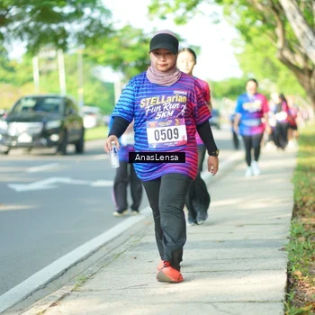 Runner Photo 8030650
