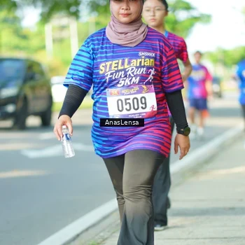 Runner Photo 8030651