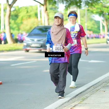 Runner Photo 8030659