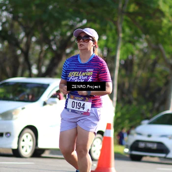 Runner Photo 8030687