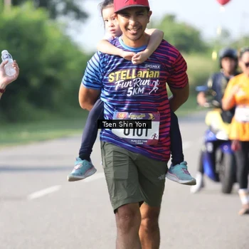 Runner Photo 8030688