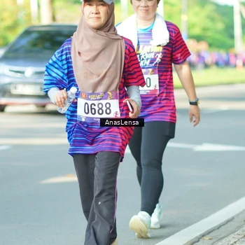 Runner Photo 8030698