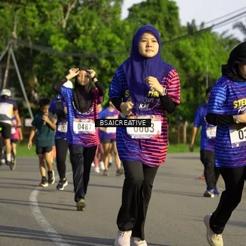 Runner Photo 8030704