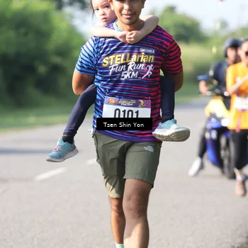Runner Photo 8030707
