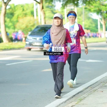 Runner Photo 8030708