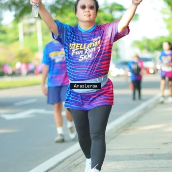 Runner Photo 8030722