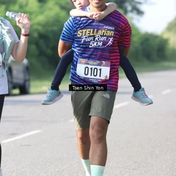 Runner Photo 8030732