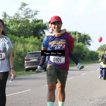 Runner Photo 8030748