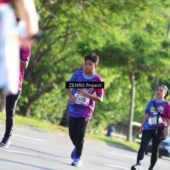 Runner Photo 8030755