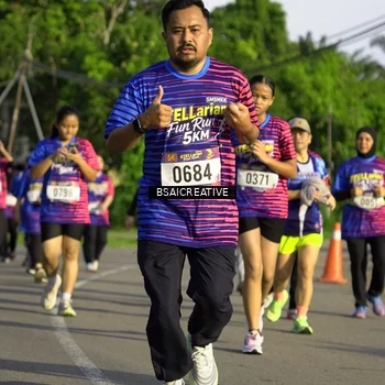 Runner Photo 8030759