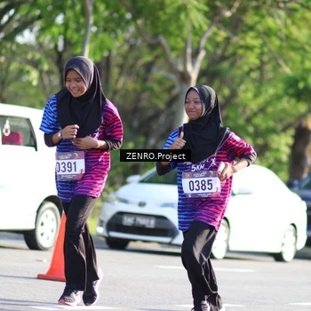 Runner Photo 8030853