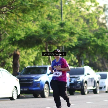 Runner Photo 8030912