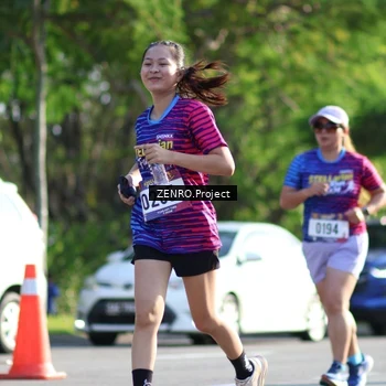 Runner Photo 8030943