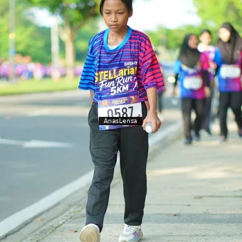 Runner Photo 8031000