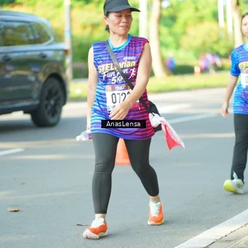 Runner Photo 8031174