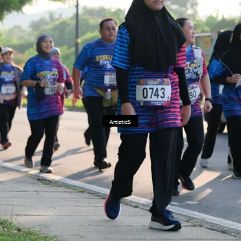 Runner Photo 8031359