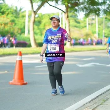 Runner Photo 8031432