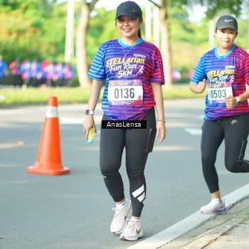 Runner Photo 8031474