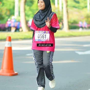 Runner Photo 8031606
