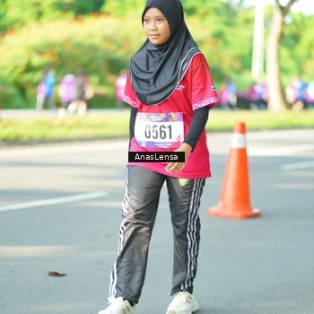 Runner Photo 8031651
