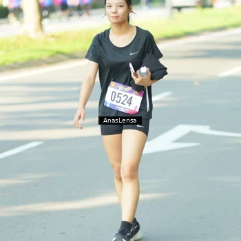 Runner Photo 8031698